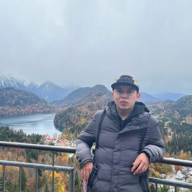 Babysitter in Munich: Santi