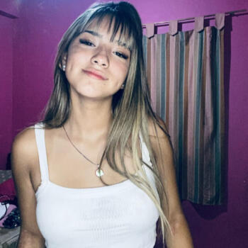 Babysitter in San Isidro: Nayla