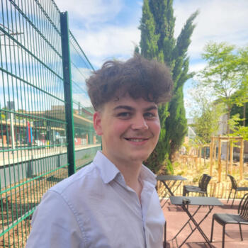 Babysitter in Saint-Cloud: Calixte