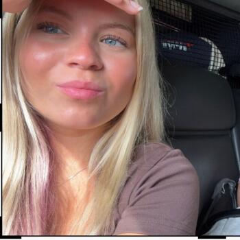 Barnvakt i Matfors: Meline