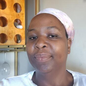 Babysitter Cape Town: Nothando