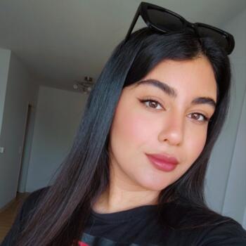 Babysitter στην περιοχή Κρέφελντ: Helen