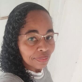 Babysitter in São Paulo (São Paulo): NUBIA