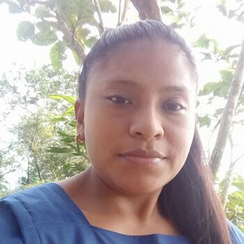 Niñera en David: Veronica