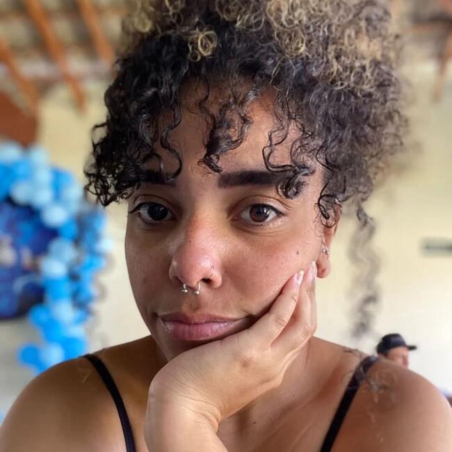 Babysitter in São José do Rio Preto: Lauryana