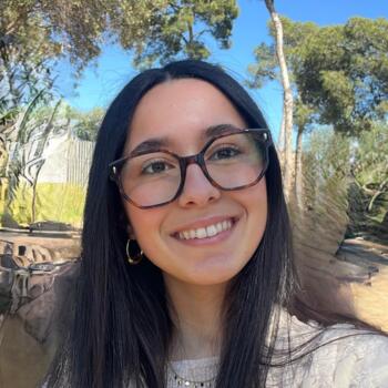 Babysitter Saint-Loubès: Lina