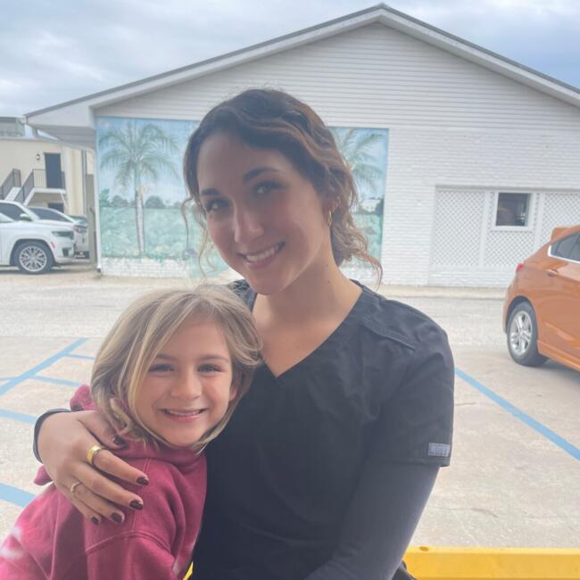 Babysitter in Vero Beach: Elaina