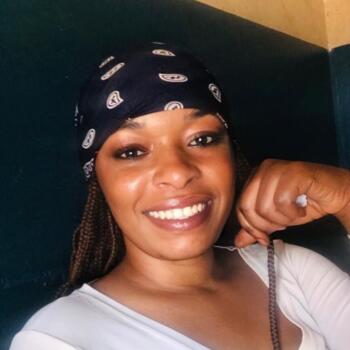 Babysitter in Lusaka: Eva