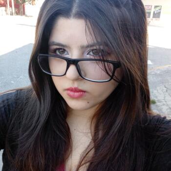 Niñera en Caseros (Buenos Aires): Giuliana