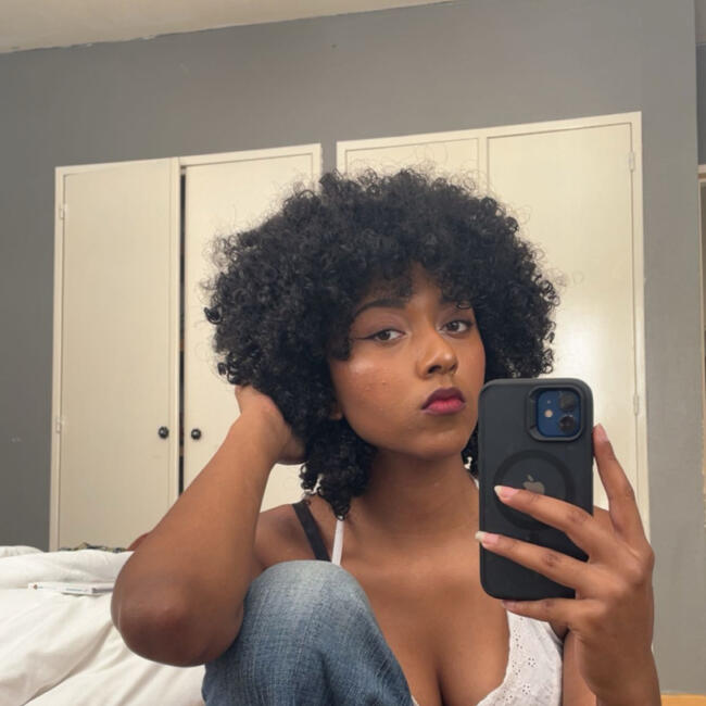 Babysitter in Dourdan: Noémie