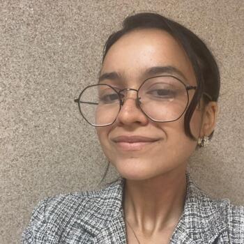 Babá em Vitória: Larissa