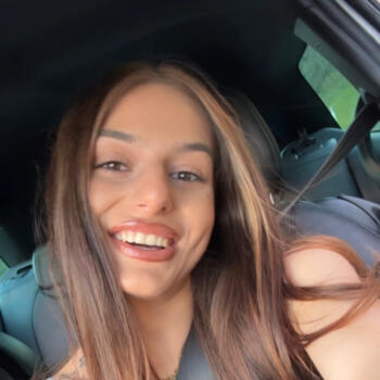 Babysitter Treviso: Xhoana