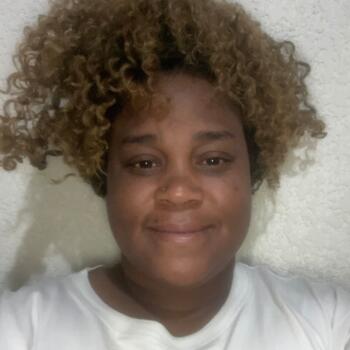 Babysitter Curitiba: Alegna