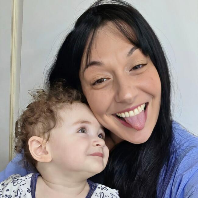 Emprego de babá em Canoas: DÉA