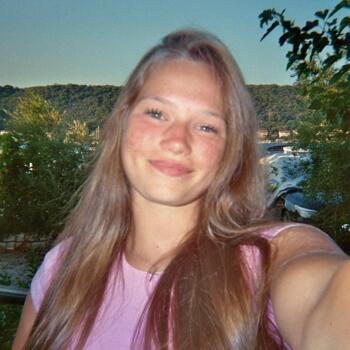 Babysitter in Ehringshausen: Diana
