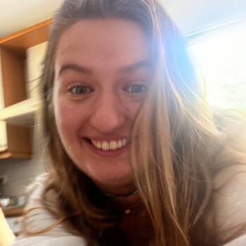 Babysitter in Saint-Cyr-sur-Loire: Elsa