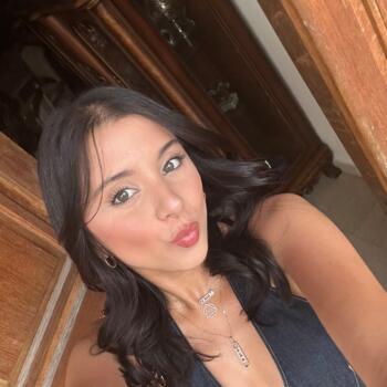 Baby-sitter in Montréal: Rym