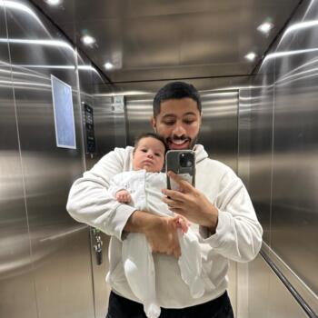 Babysitting job in Hayes: babysitting job Hamad