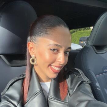 Babysitter in Kayl: Sara