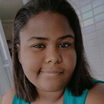 Babá Salvador: Natalia