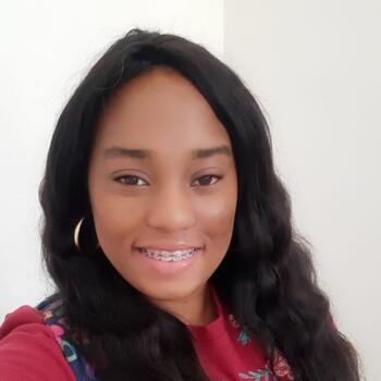 Niñera en Granadilla: Shamekwa Orane Woodley