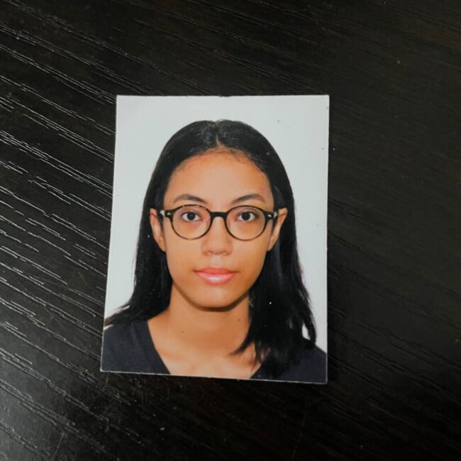 位于新加坡的临时保姆: Nazurah