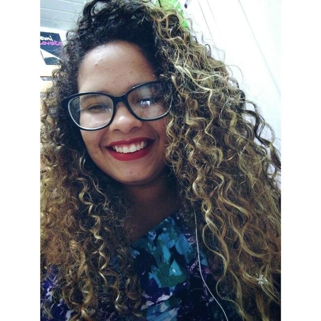 Babysitter in Brasília: Tia Keile