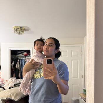 Babysitting job in Fairfax: babysitting job Yeimy