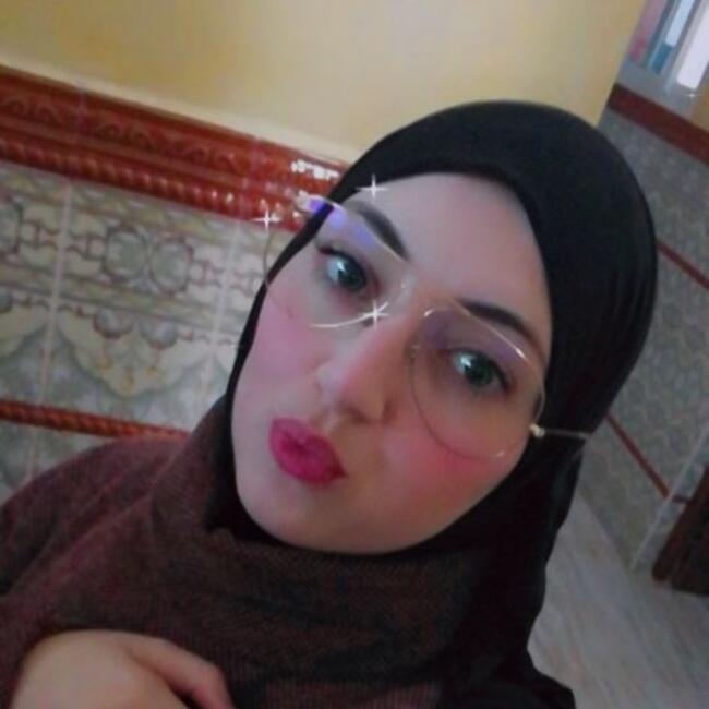 Babysitter in Limay: Meriem