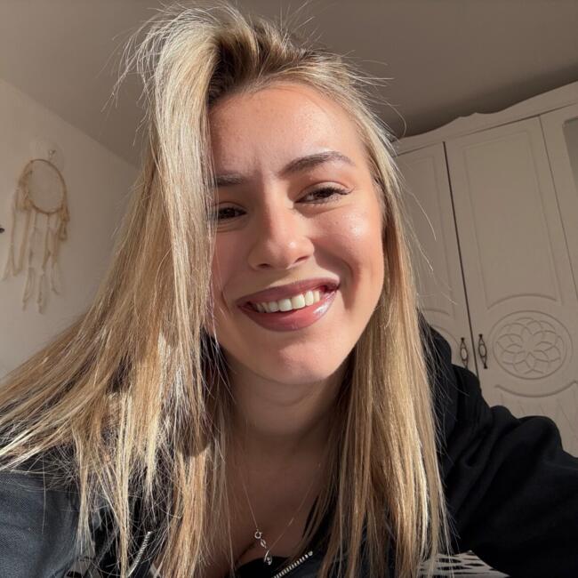 Childminder in Crawley: Hristiyana