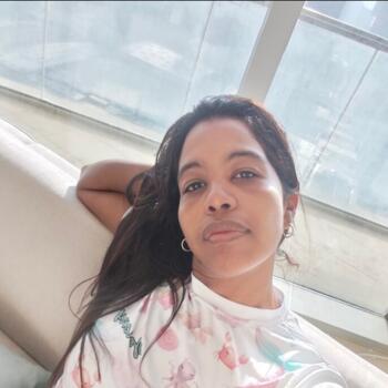 Niñera en Caracas: Yeleny