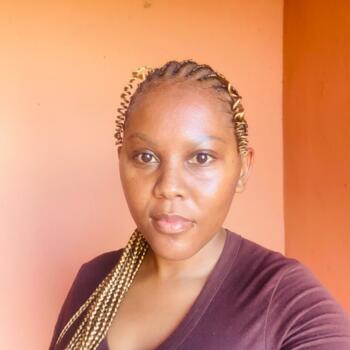 Babysitting job in East London: babysitting job INGANATHI