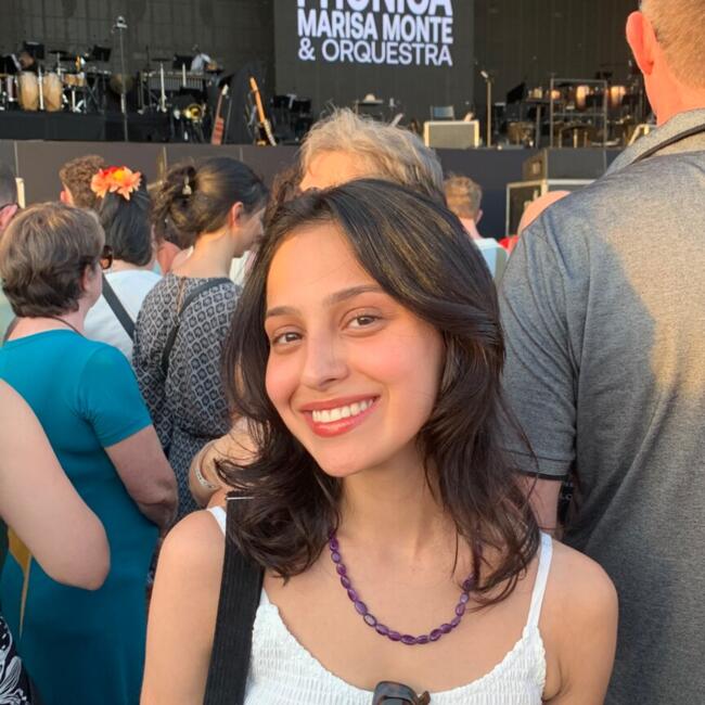 Babysitter in Porto Alegre: Isabeli