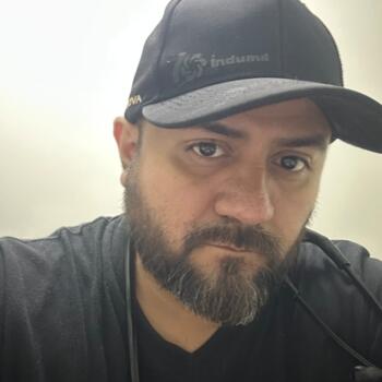 Babysitting job in Puerto Cortez: babysitting job Diego