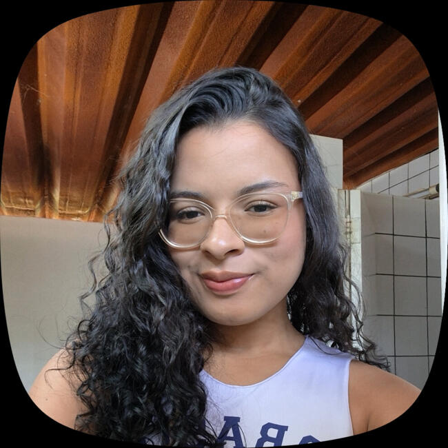 Babysitter in Brasília: Ana