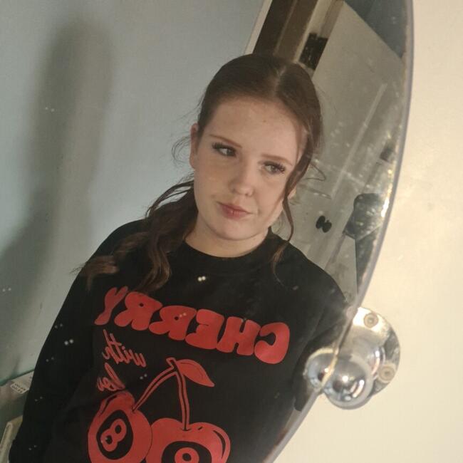 Babysitter in Belfast: Lyriah