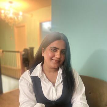 Babysitter in Surrey: Veera kaur