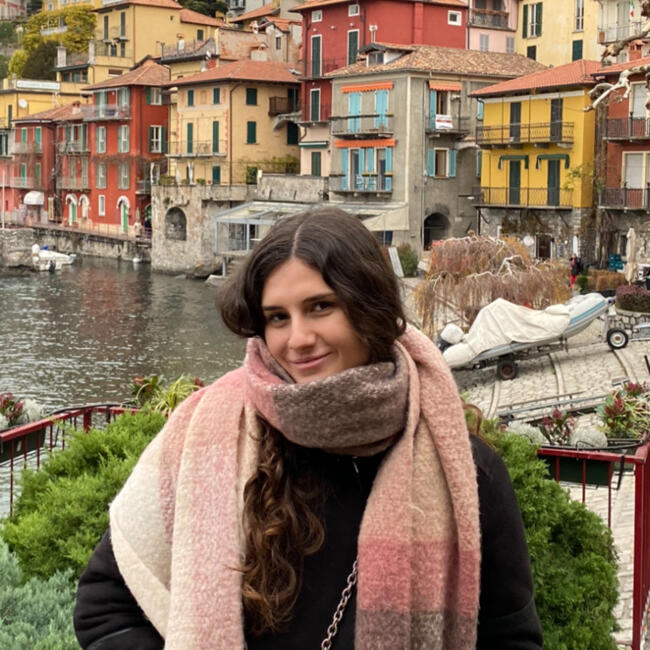 Babysitter in Pamplona: Noelia