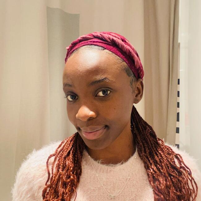 Babysitter in Clermont-Ferrand: Maria