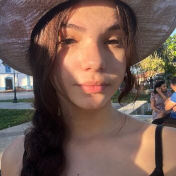 Babysitter in Várzea Grande: Mariany