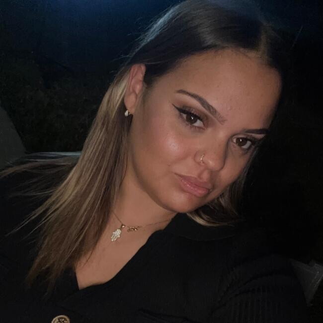 Babysitter in Quarouble: Feriel