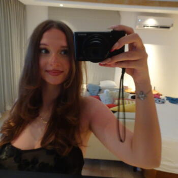 Babysitter in Milton Keynes: Willow