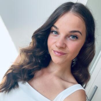 Babysitter in Szolnok: Hajnal