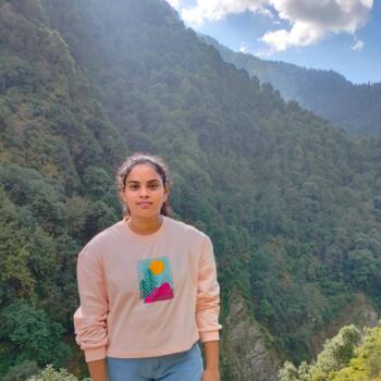 Babysitter a Padova: Lahari Anusha