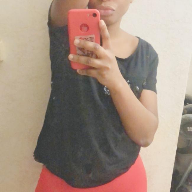 Babysitter in Saint-Quentin: Imoa