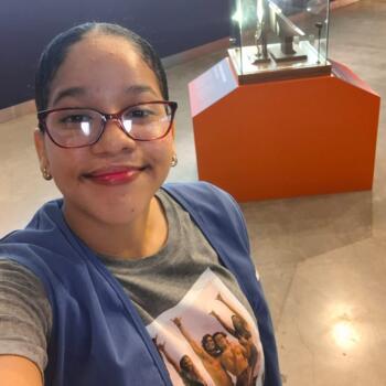 Babysitter in Vista Alegre: Jessi