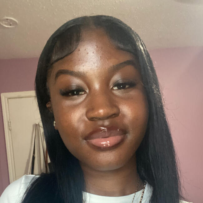 Babysitter in Houston: Venus