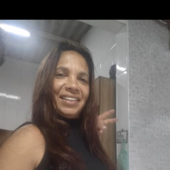 Babysitter in São Sebastião: Veridiana