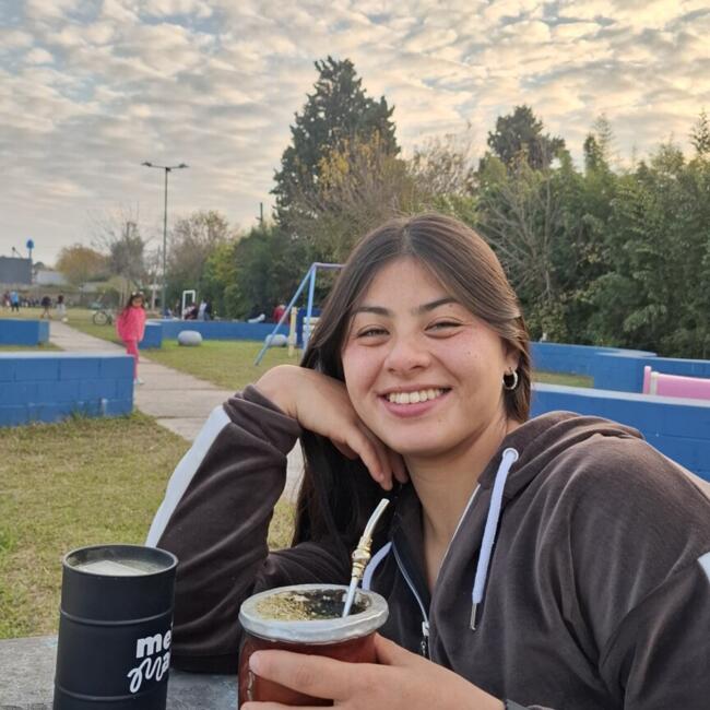 Babysitter in Pilar: Milagros