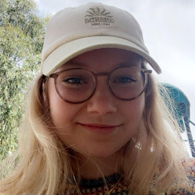 Babysitter in Brisbane: Jule